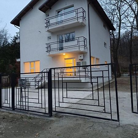 Viv Rosetti Otel Yaş Dış mekan fotoğraf