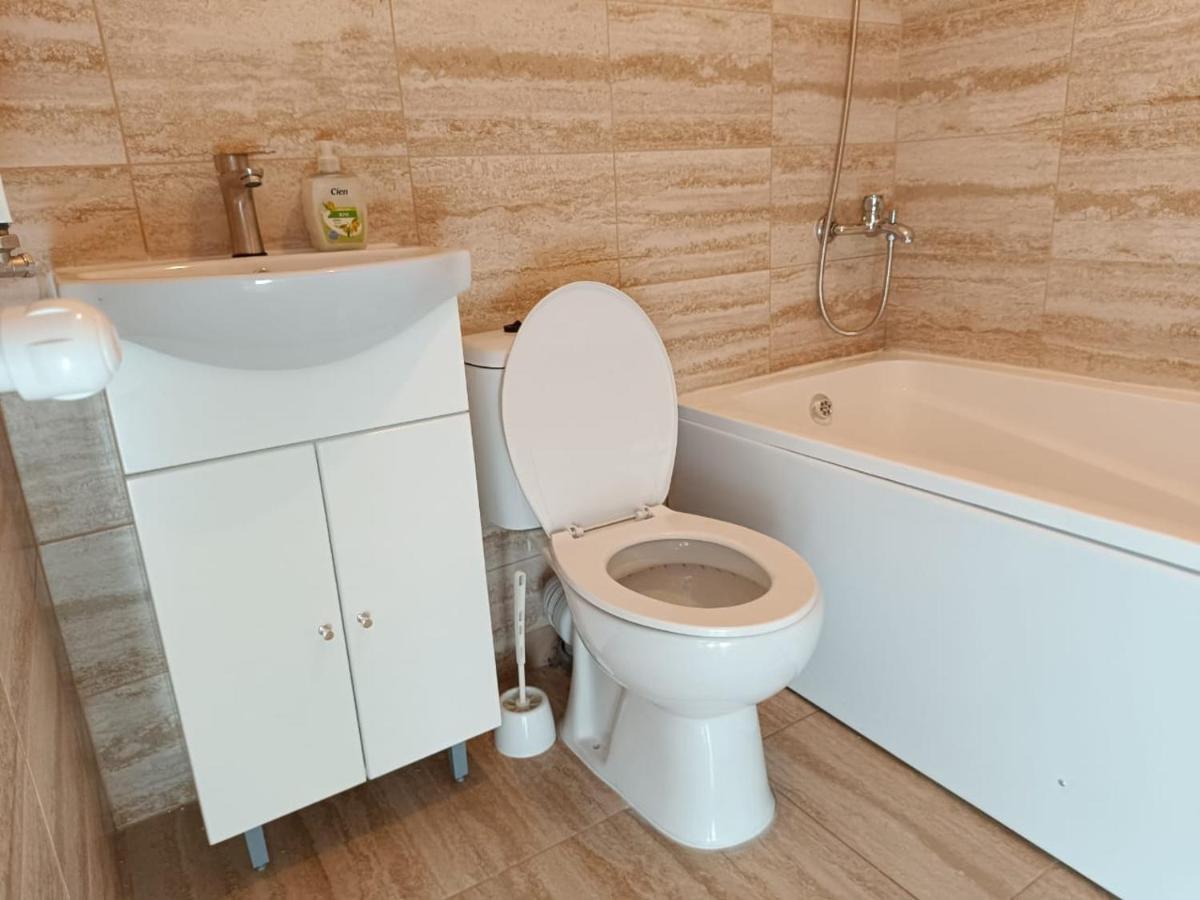 Viv Rosetti Otel Yaş Dış mekan fotoğraf