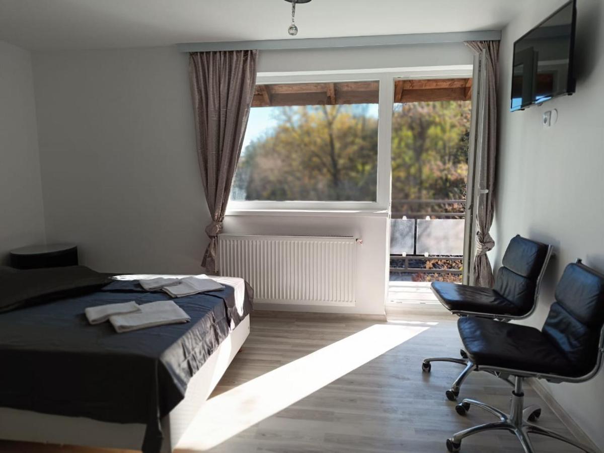 Viv Rosetti Otel Yaş Dış mekan fotoğraf